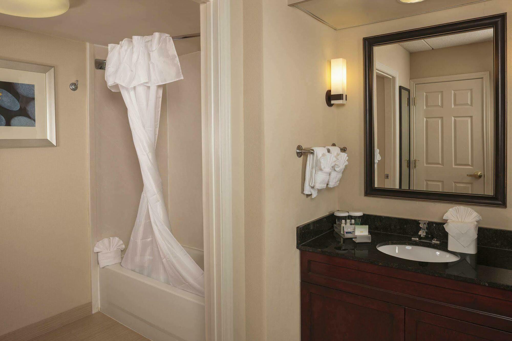Homewood Suites By Hilton Dallas Market Center Zewnętrze zdjęcie